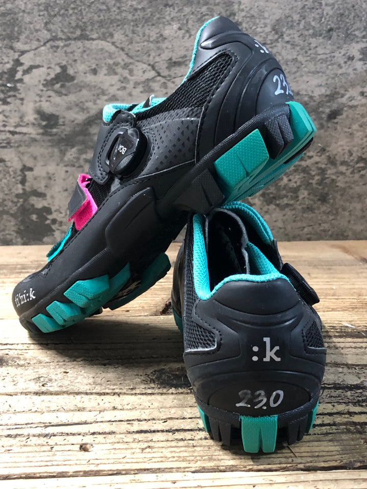 KG418 フィジーク fizik M6 MTB shoes WOMAN ビンディングシューズ 2穴 ブラック レディース EU36 ※ペン字あり