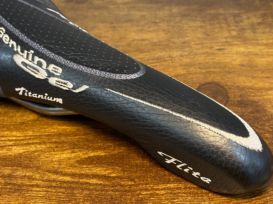 KQ293 セライタリア Selle Italia フライト チタニウム FLITE Genuine Gel Titanium サドル チタンレール 黒