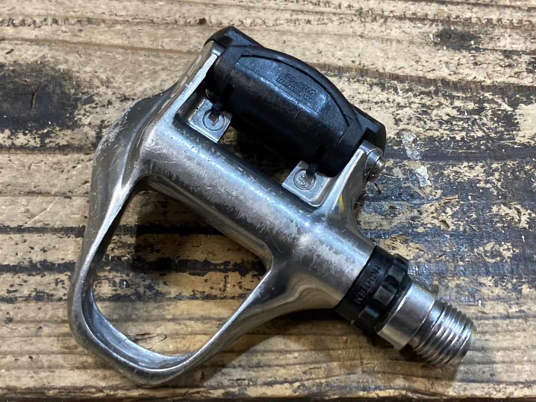 JS145 シマノ SHIMANO 105 PD-5700 ビンディングペダル SPD-SL ※ガリ傷