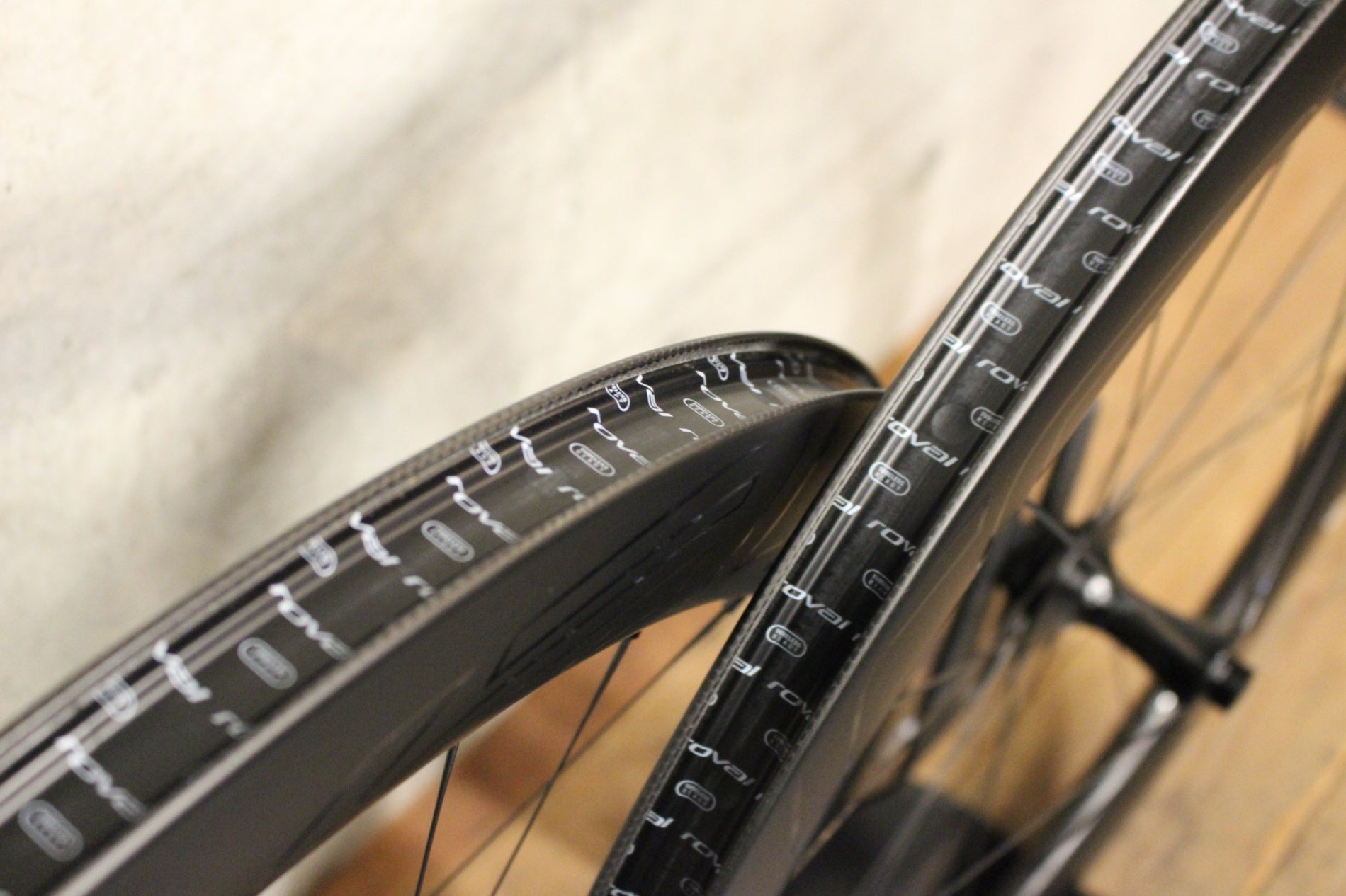 ロヴァール ROVAL ラピーデ RAPIDE CLX64 DISC カーボン クリンチャー