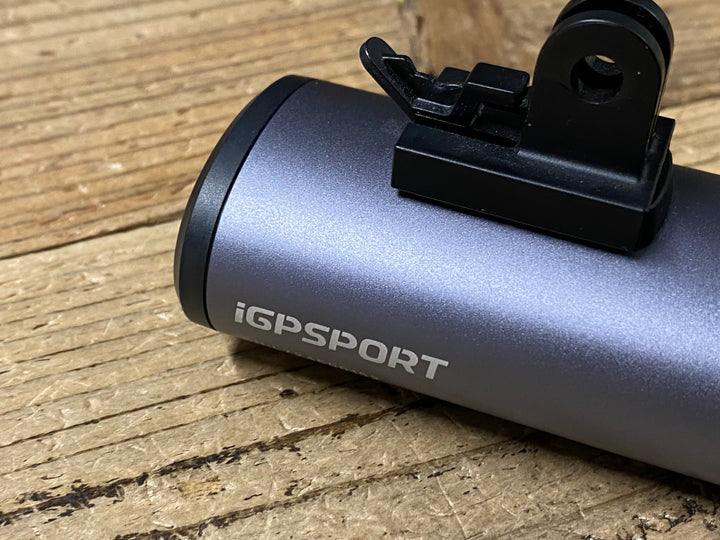 KA916 iGPSPORT VS1800 フロントライト 点灯確認済