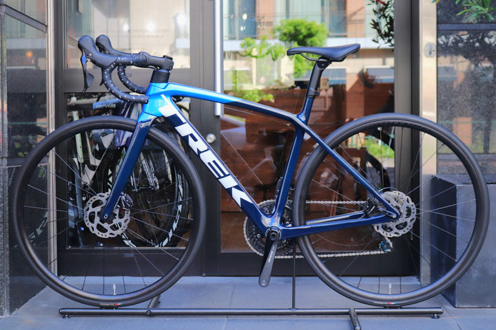 トレック TREK エモンダ EMONDA SL5 DISC 2021モデル 50サイズ シマノ 105 R7020 11S カーボン ロードバイク 【東京南麻布店】