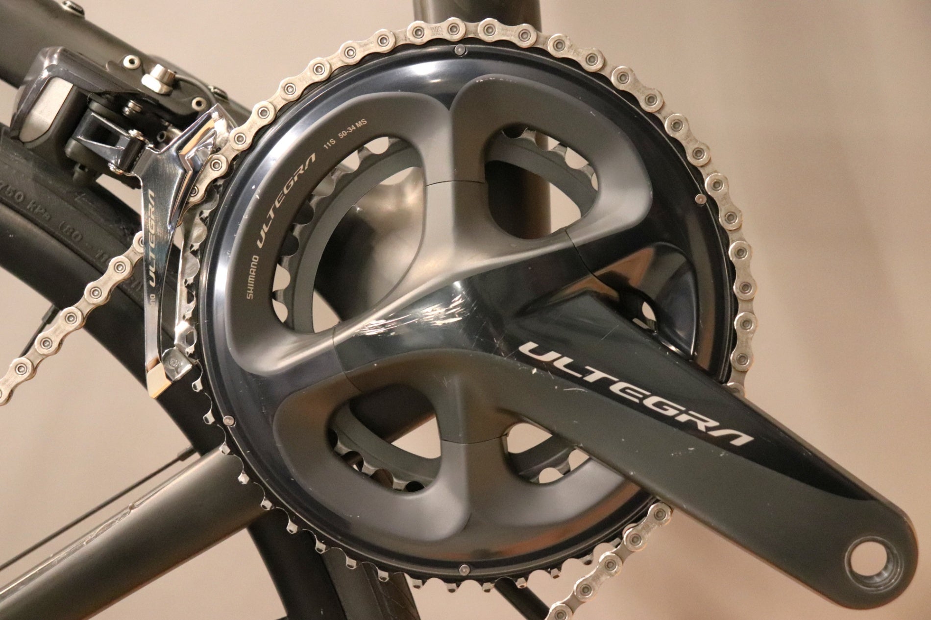 値下！美品！Specialized ルーベ　Expert アルテグラ　Di2 ROUBAIX EXPERT DISC UDi2