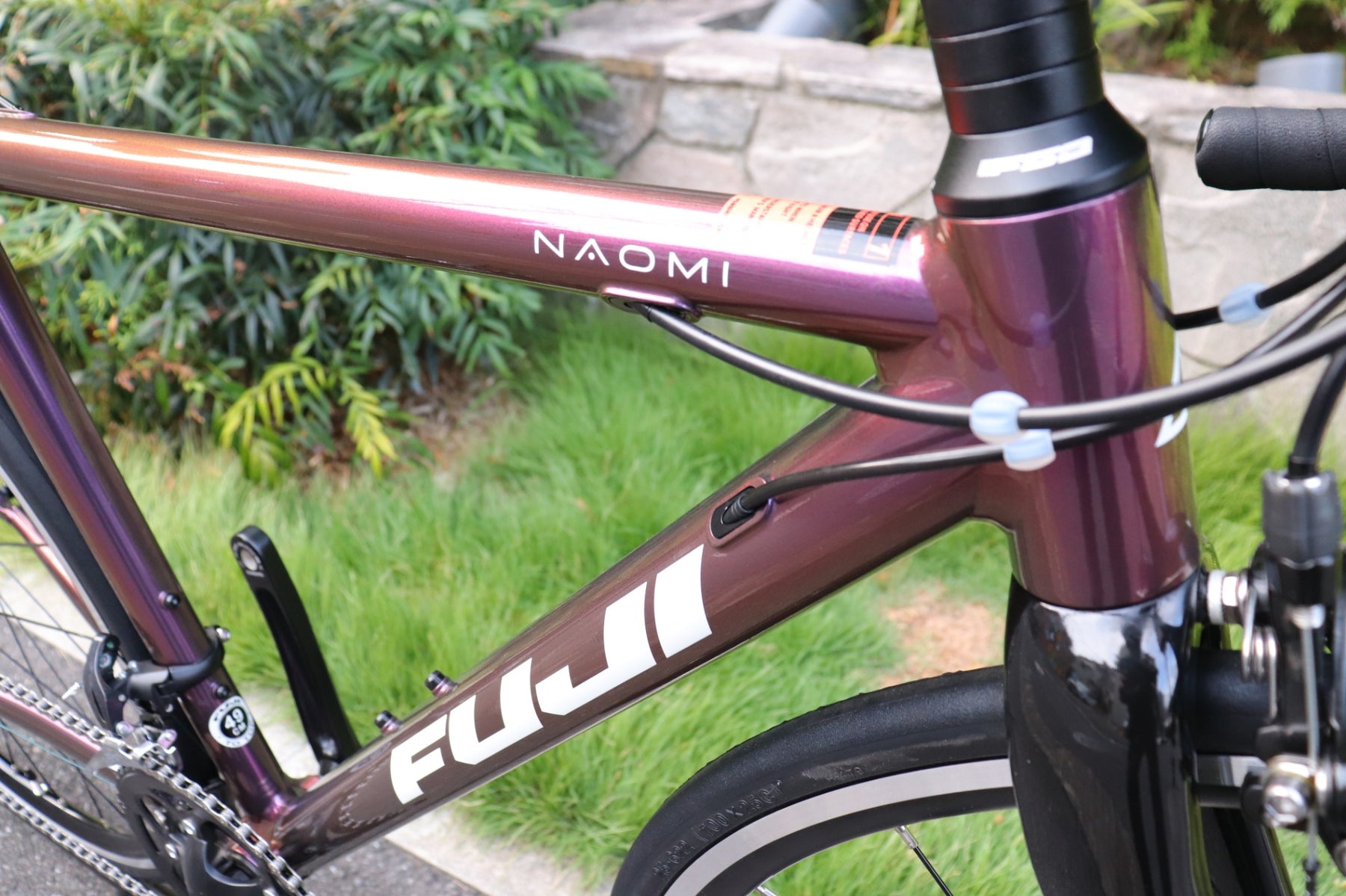 フジ FUJI ナオミ NAOMI 2023モデル 49サイズ シマノ ソラ R3000 9S 