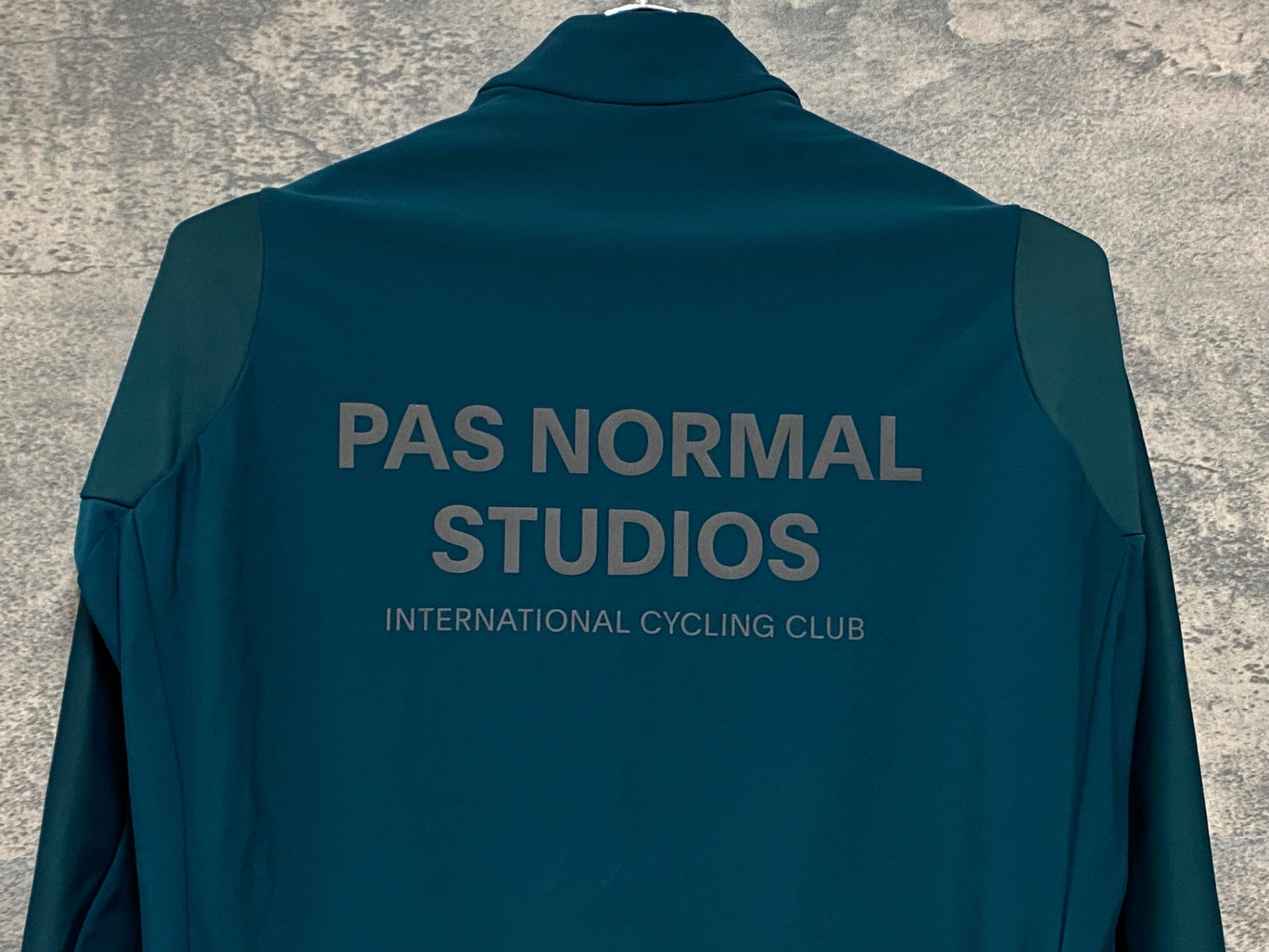 KR157 パスノーマルスタジオ PAS NORMAL STUDIOS 長袖 サイクル