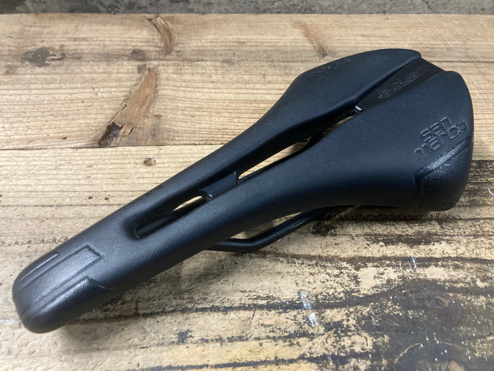 KM465 セラサンマルコ Selle San Marco マントラ Mantra ナローサイズ マンガネーゼ 137mm 擦れあり