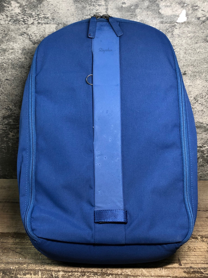 JD840 ラファ Rapha BACKPACK バックパック 青 ※動物の毛