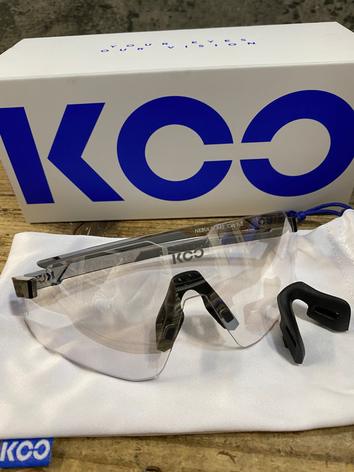 KC276 クー KOO NEBULA アイウェア サングラス PH Graphite MR 調光レンズ