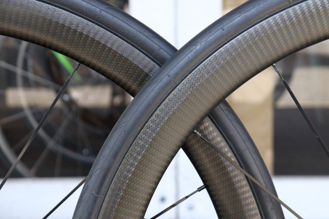 マヴィック MAVIC コスミック プロ カーボン COSIMIC PRO CARBON UST カーボン チューブレス ホイールセット シマノ 11S/12S 19C 【横浜店】