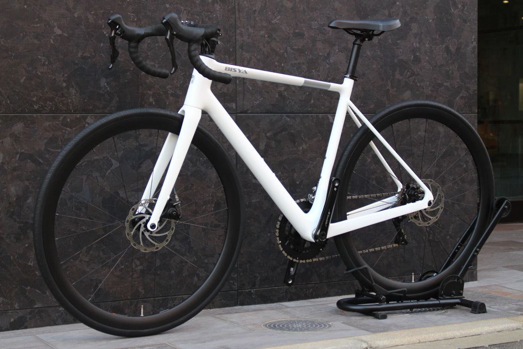 未使用品！ ビシャ 毘沙 四号機 BIS004 Mサイズ シマノ 105 R7000 MIX 11S 機械式DISC カーボン ロードバイク 【福岡店】