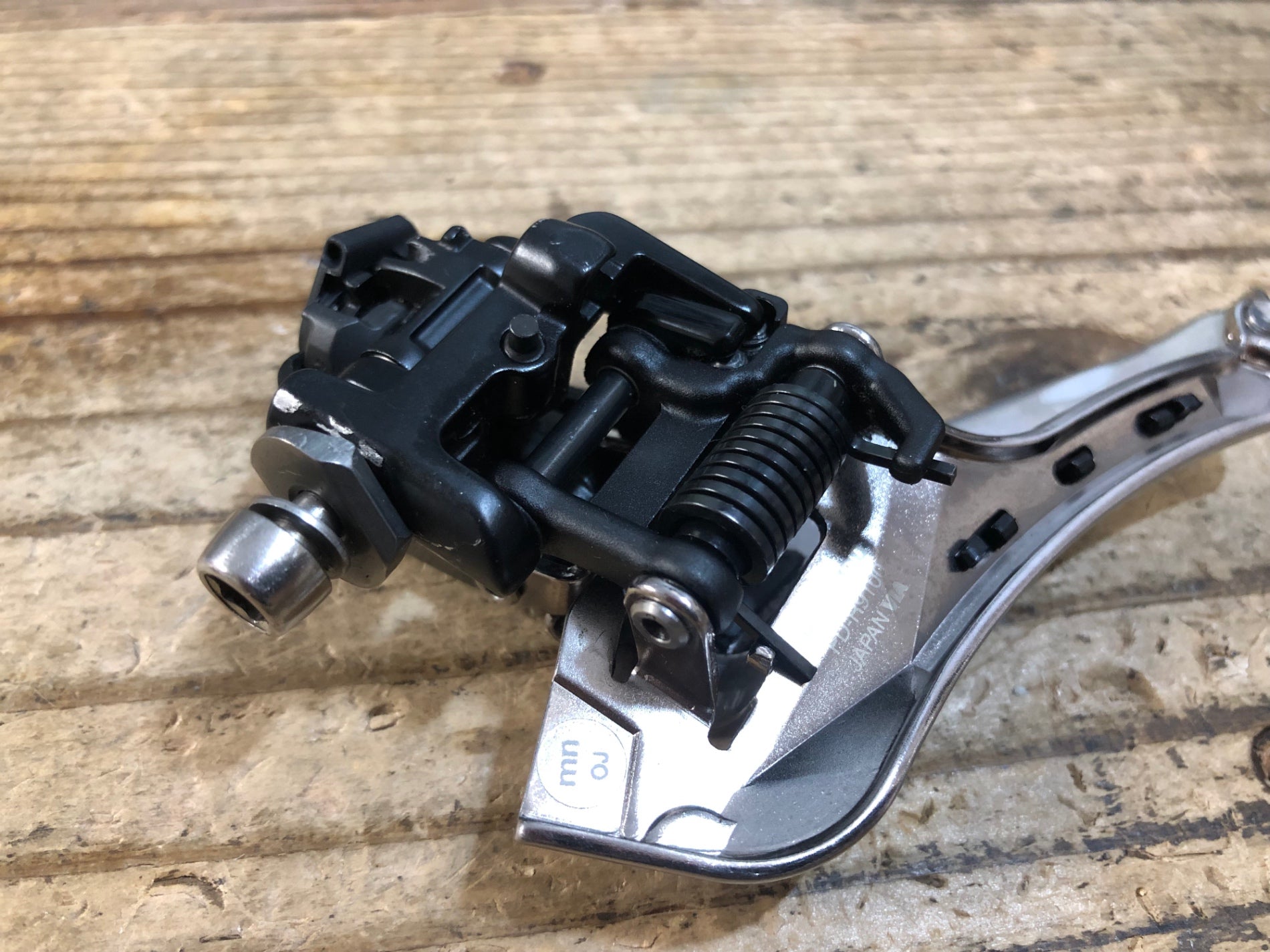 Shimano Dura-Ace フロントディレイラー KH024 シマノ SHIMANO デュラエース DURA-ACE FD-R9100 フロント