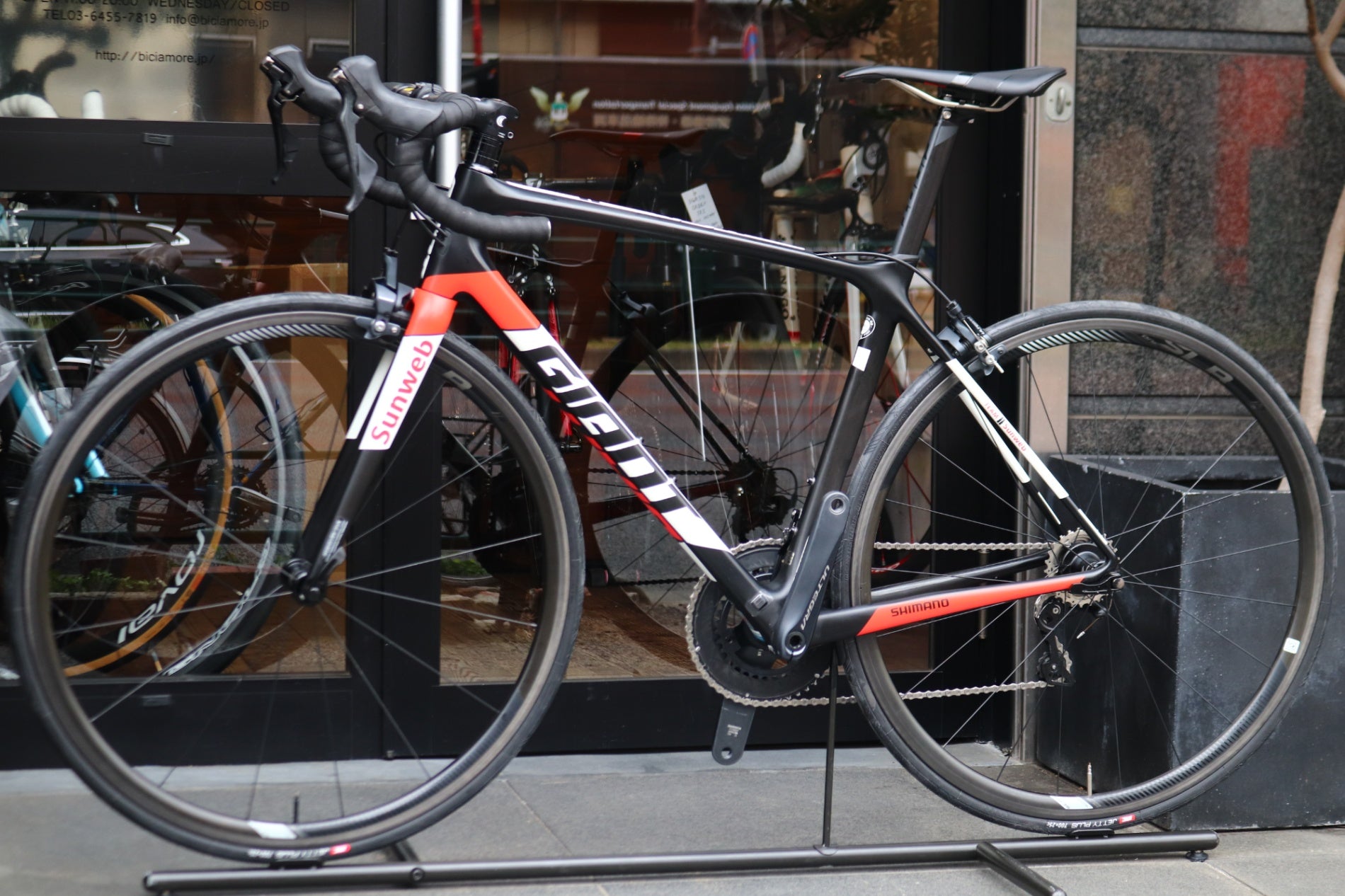 ジャイアント GIANT TCR ADVANCED PRO TEAM 2018モデル Mサイズ シマノ
