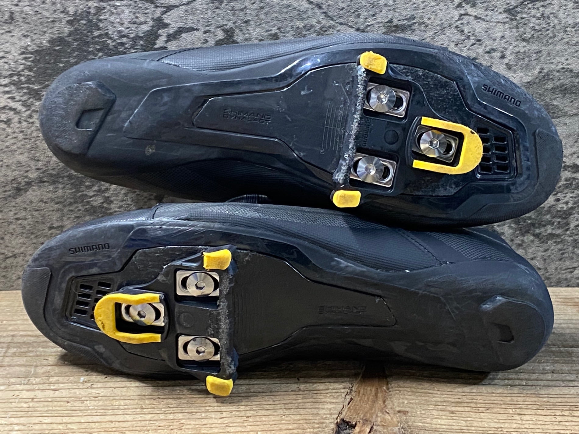 KC525 シマノ SHIMANO SH-RC300 SPD-SL ビンディングシューズ 43サイズ