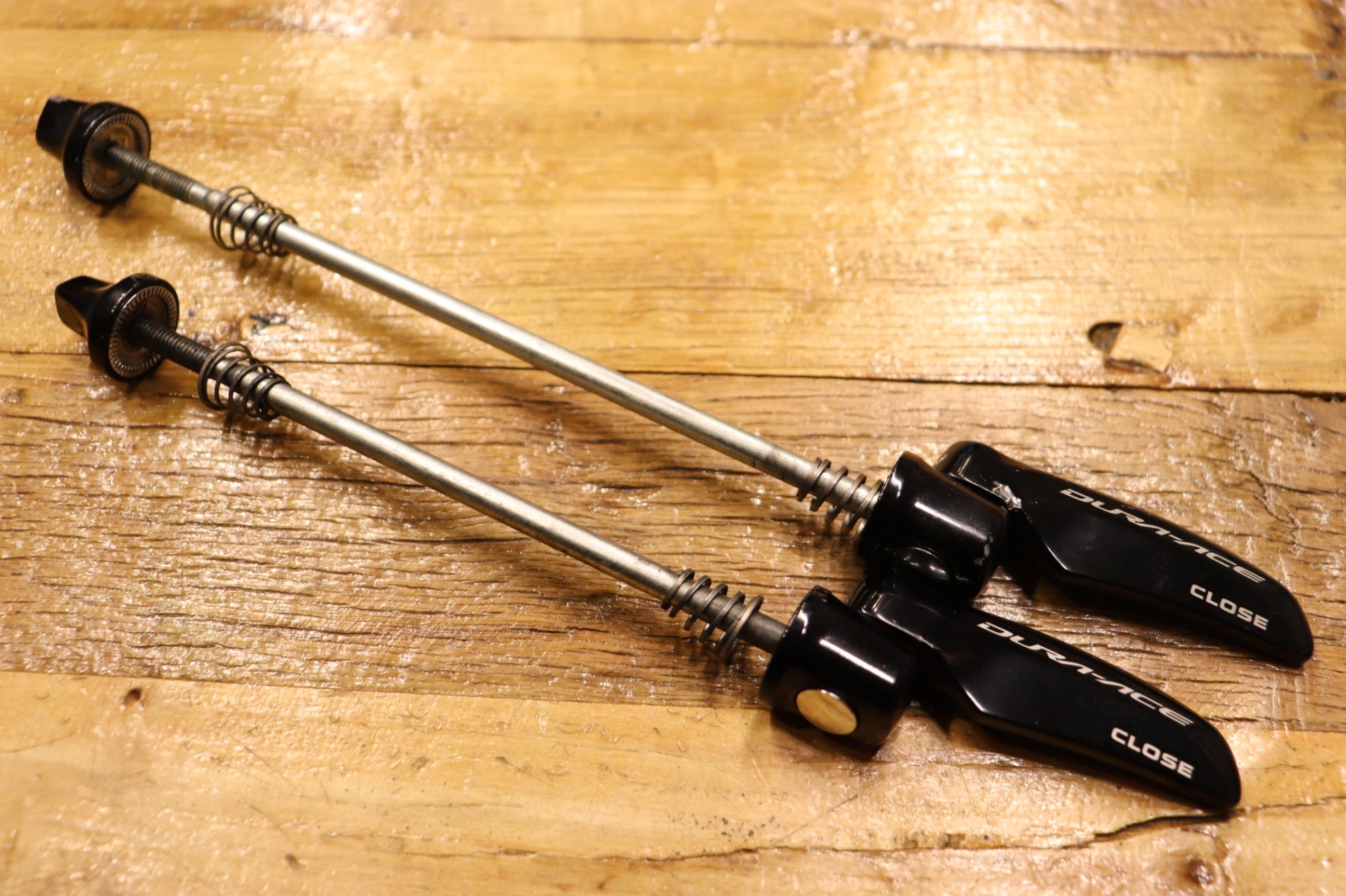 g*)様 DURA-ACE WH-R9100-C60-TU シマノ SHIMANO デュラエース DURA-ACE WH-R9100-C60-TU カーボン