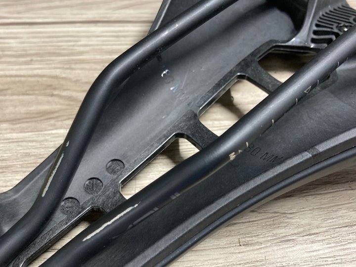 KF384 シマノ SHIMANO PRO STEALTH CURVED PERFORMANCE サドル 黒 142mm inoxレール