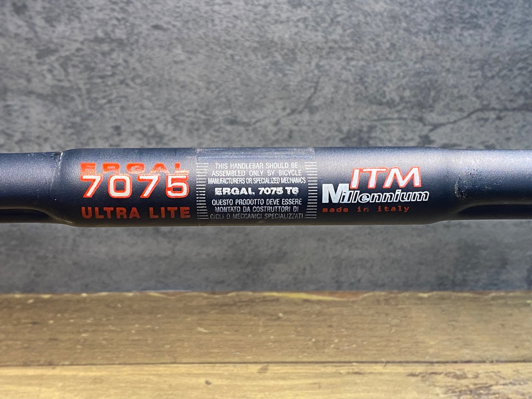 JM926 ITM MILLENNIUM ERGAL 7075 ULTRA LITE ドロップハンドル ブラケットC-C400mm Φ26