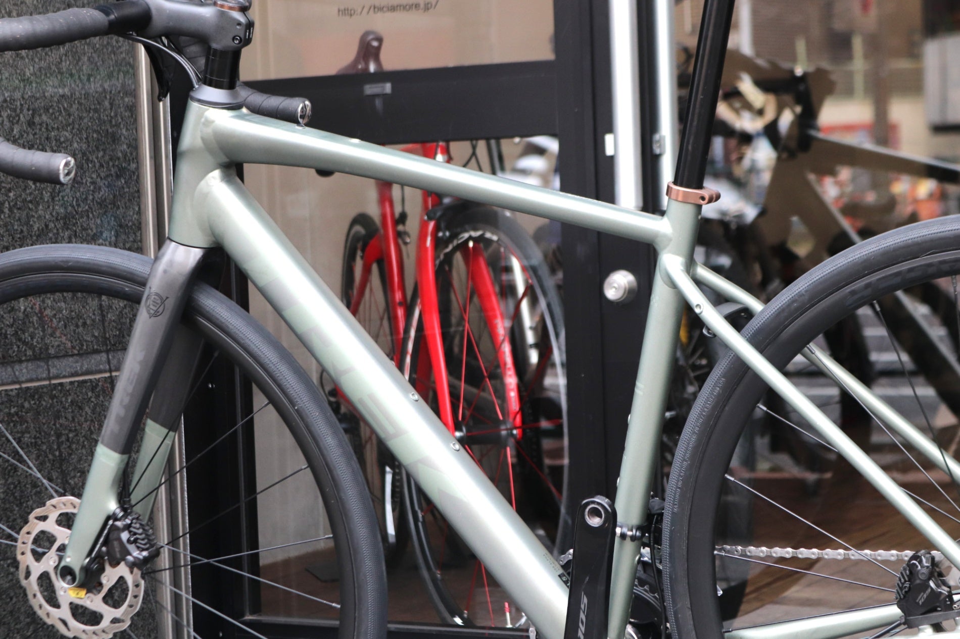 トレック TREK ドマーネ DOMANE AL5 GEN4 2026モデル 52サイズ シマノ