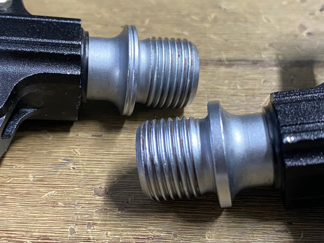 JY742 KCNC クリップレスプラットフォームペダル ビンディングペダル 片面フラット