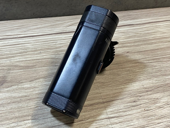 KN887 ガーミン GARMIN VARIA UT800 フロントライト 動作確認済み