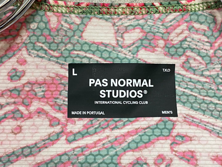 KJ288 パスノーマルスタジオ PAS NORMAL STUDIOS Men's T.K.O. Mechanism Pro Jersey - Disorder 半袖 サイクルジャージ ピンクカモ L