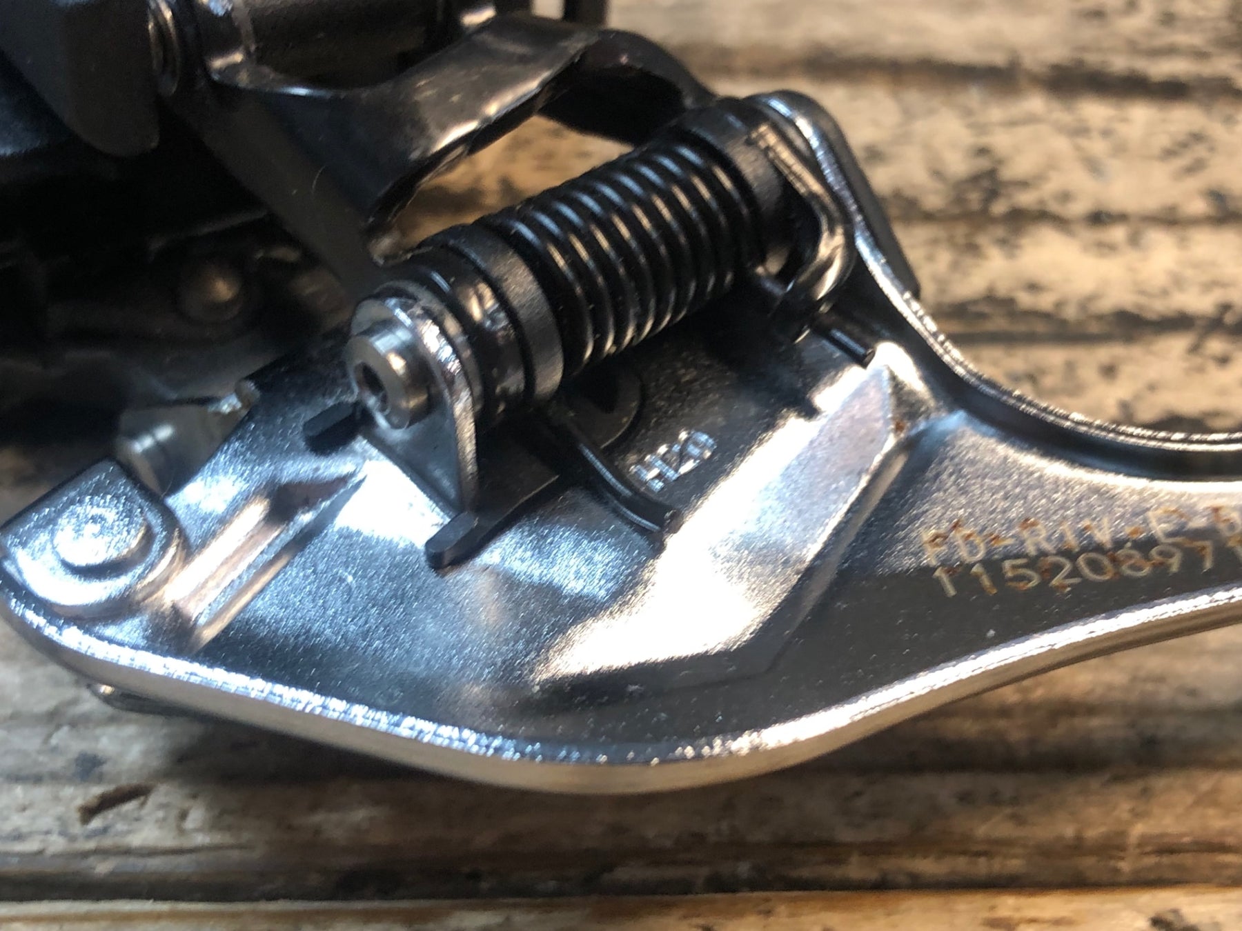 JM762 スラム SRAM ライバル RIVAL eTap AXS FD-RIV-E-D1 直付