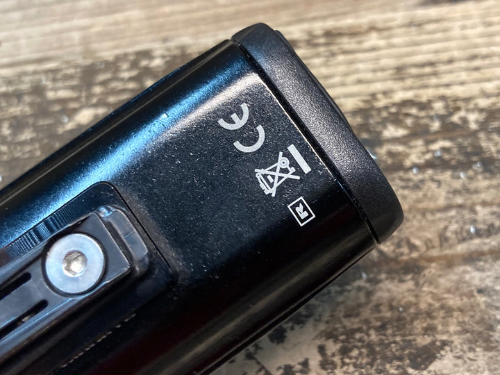 IY714 レザイン LEZYNE LITE DRIVE 1000XL フロントライト 黒 点灯確認済 レックマウント付属