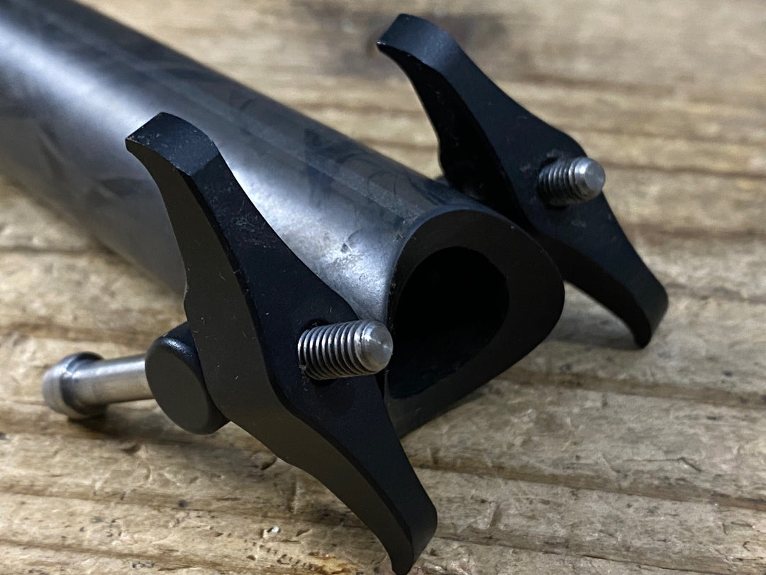 KJ740 トーケン TOKEN MTX カーボン シートポスト Φ27.2 400mm クランプ傷