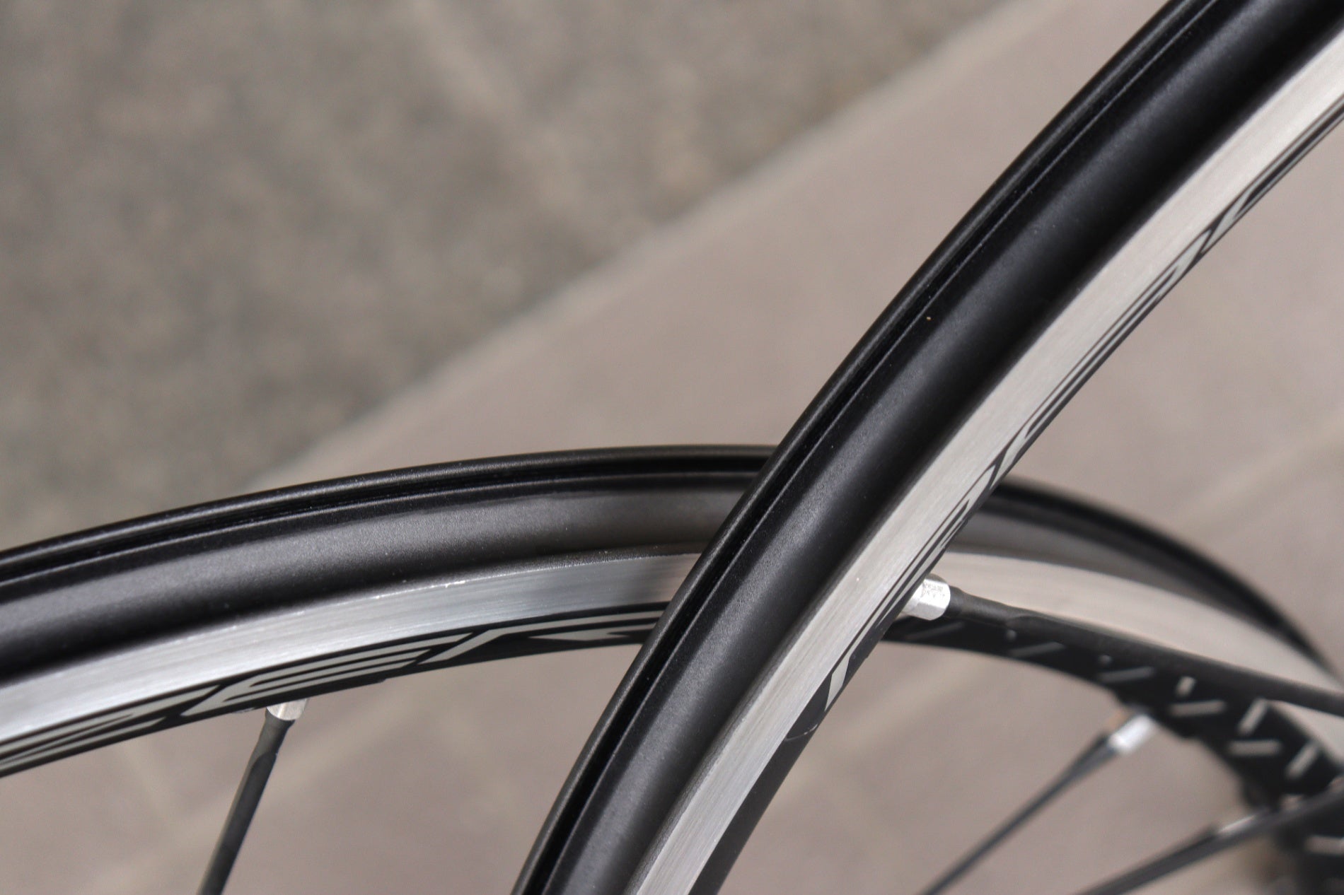 フルクラム FULCRUM レーシング ゼロ RACING ZERO アルミ クリンチャー