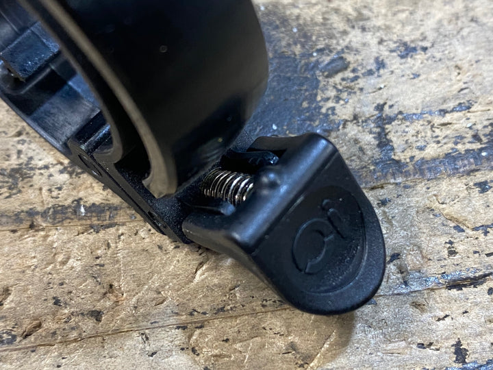 JU549 ノグ knog Oi ベル 黒 Φ31.8