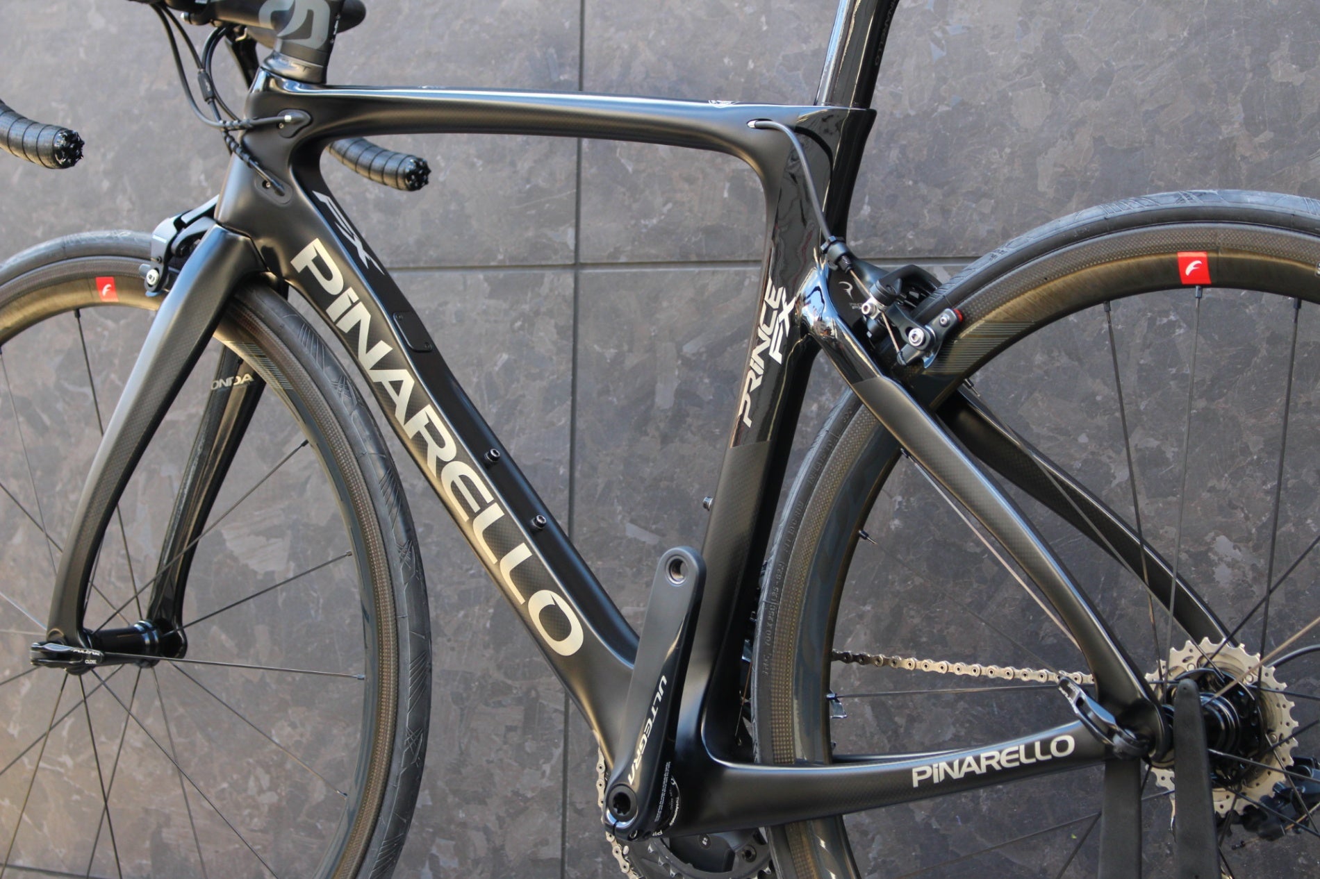 ピナレロ PINARELLO プリンス PRINCE FX 2019 500サイズ シマノ