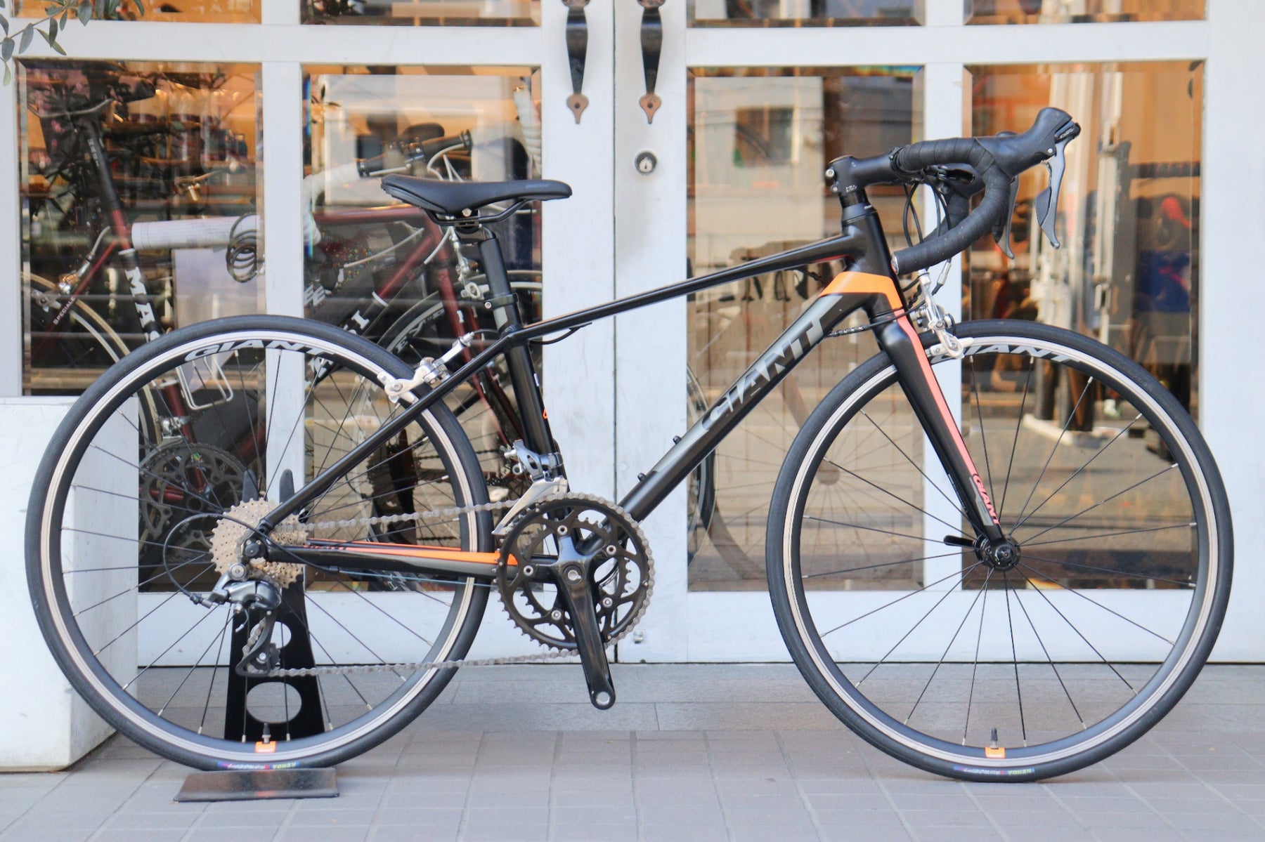 ジュニアロードバイク GIANT TCR ESPOIR 24 おまけ有り GIANT TCR ESPOIR 24 - Review, Test & Price
