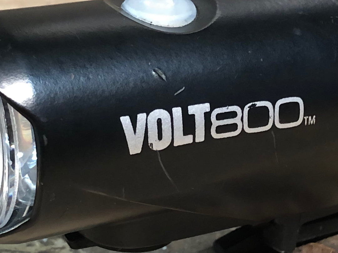 JA901 キャットアイ CATEYE VOLT 800 フロントライト 点灯確認済