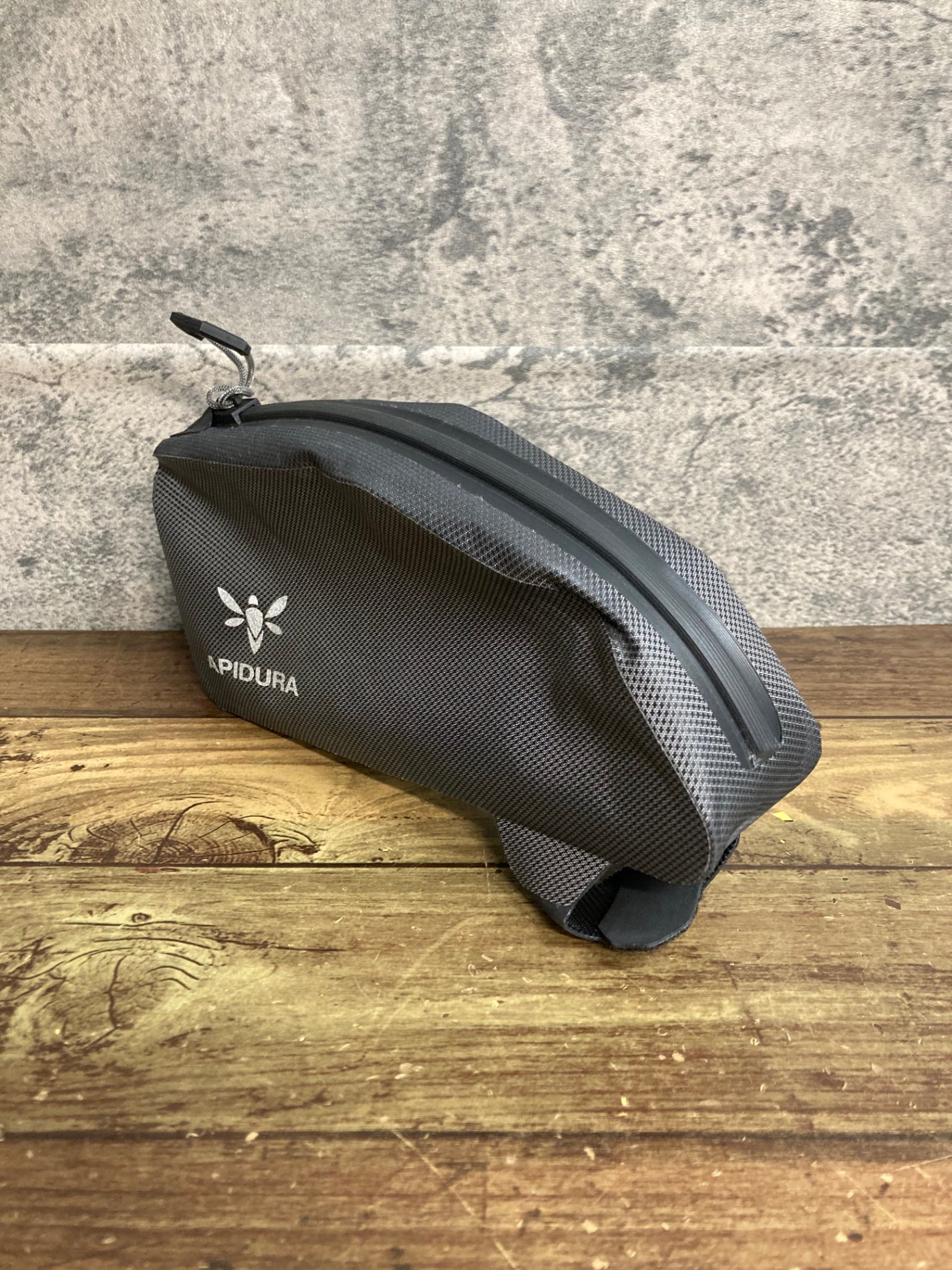 APIDURA アピデュラ　トップチューブバッグ JW354 アピデュラ APIDURA DRY EXPEDITION TOP TUBE PACK トップ