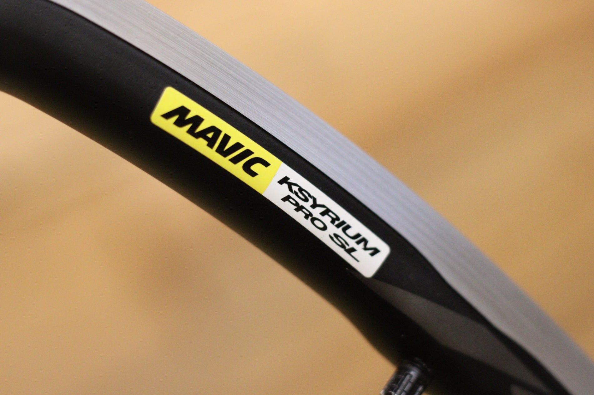 マヴィック MAVIC キシリウムプロ KSYRIUM PRO SL アルミ クリンチャー