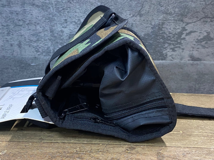 JV661 アデプト ADEPT AMPLE WRAP ハンドルバーバッグ カモ柄