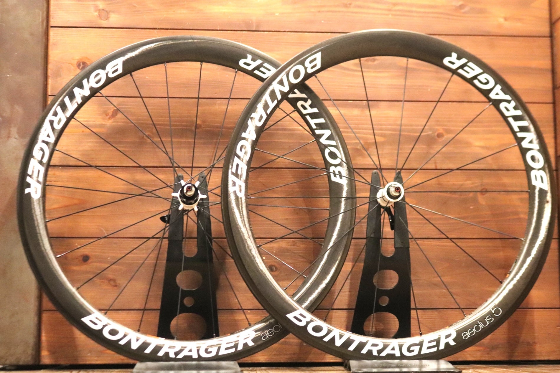 ボントレガー BONTRAGER アイオロス AEOLUS 5 D3 カーボン ボントレガー BONTRAGER アイオロス AEOLUS 5 D3 カーボン