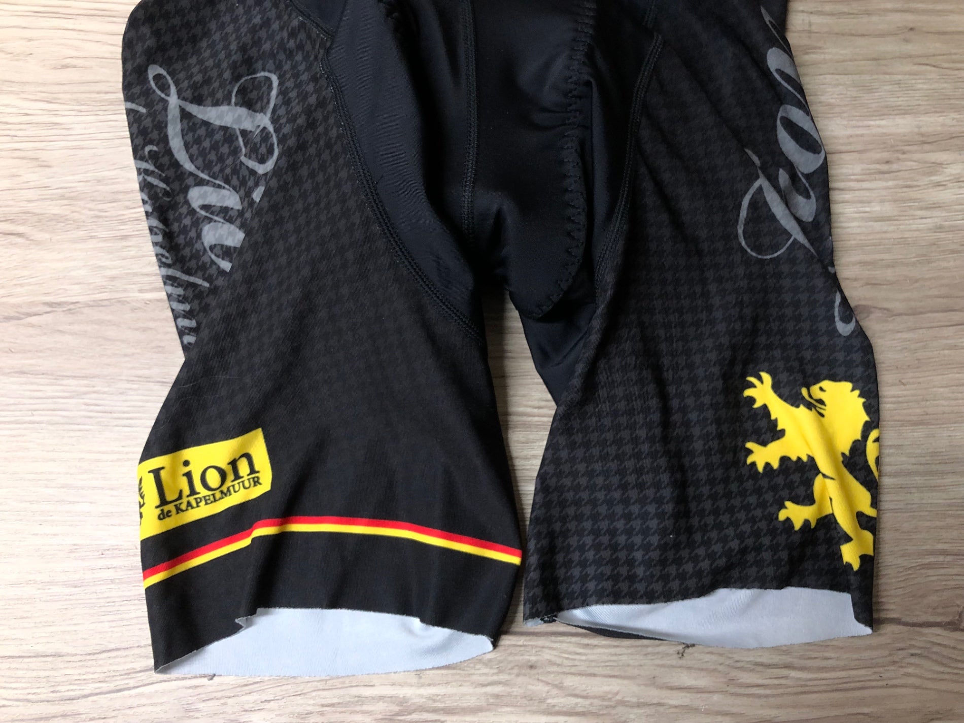 KC250 リオンドカペルミュール Lion de KAPELMUUR ビブショーツ 黒 M