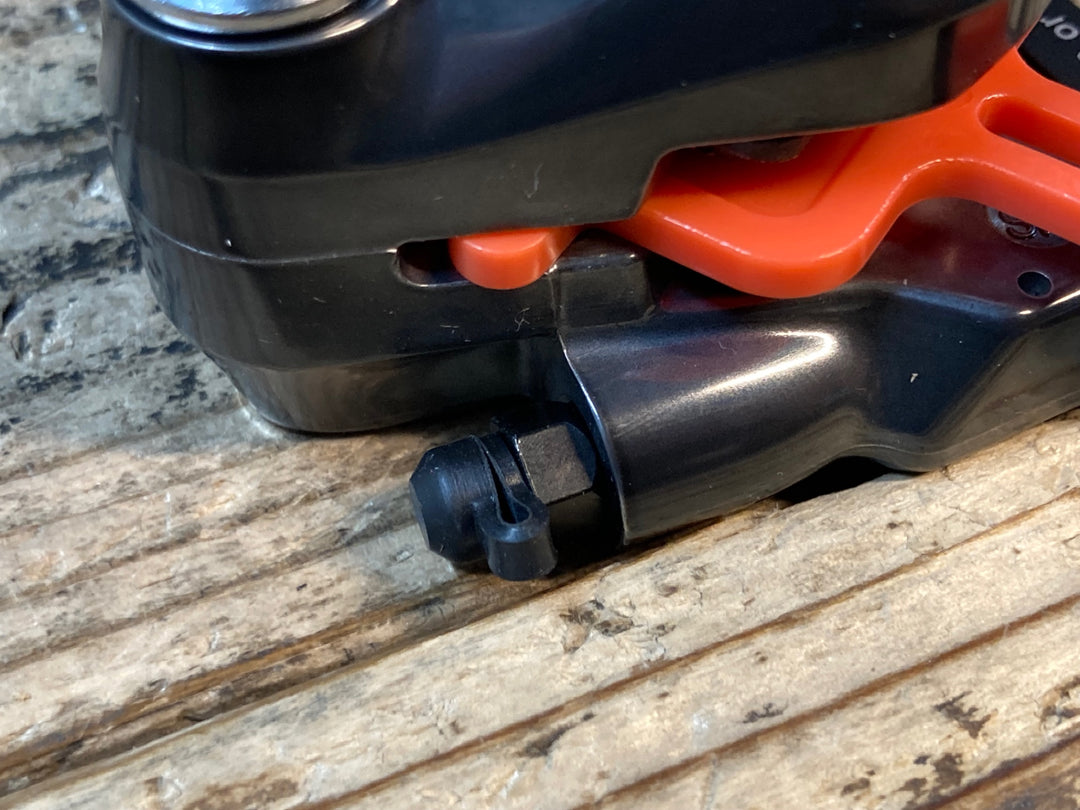 JV885 シマノ SHIMANO GRX BR-RX810-F ディスクブレーキ キャリパー フロント 油圧