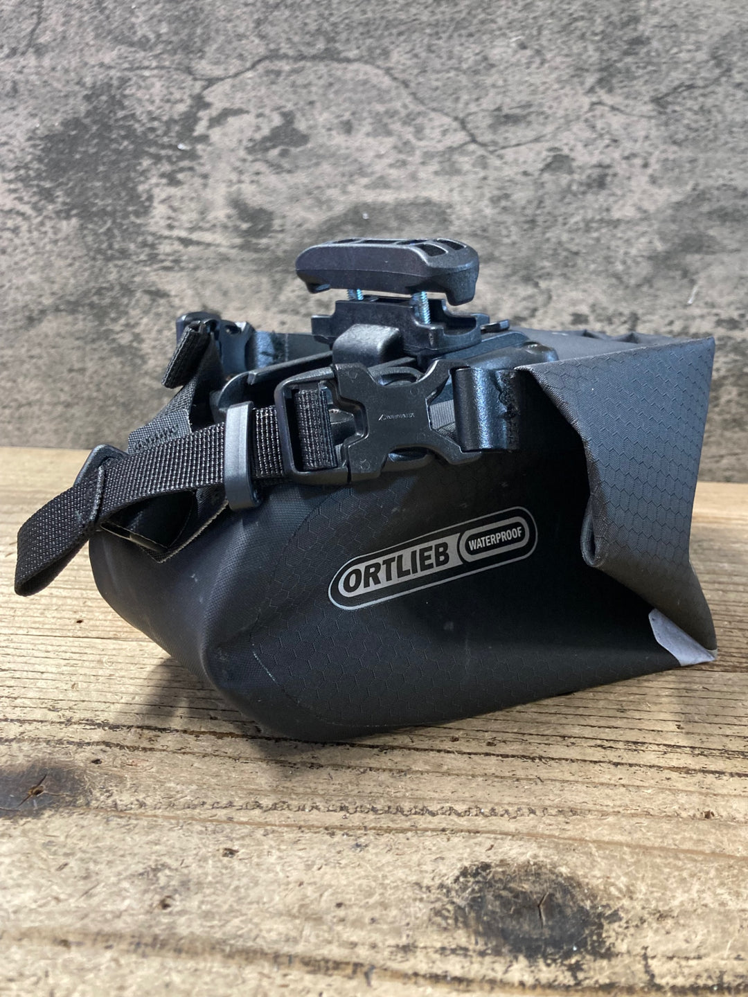 KD700 オルトリーブ ORTLIEB サドルバッグ 黒