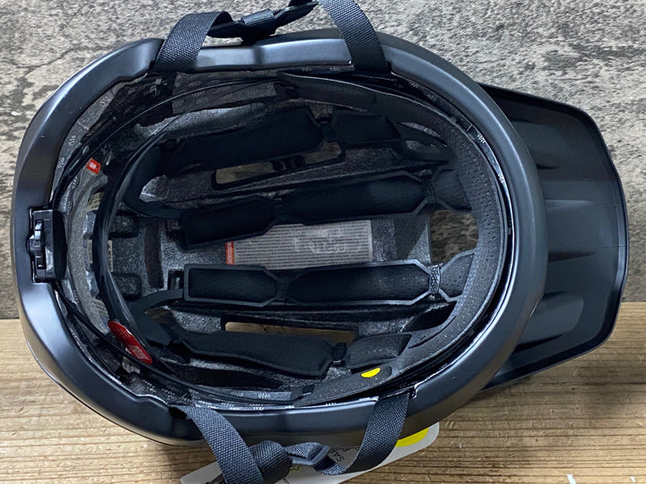 KI212 スペシャライズド SPECIALIZED Ambush 2 ヘルメット BLK L 2022/3製造