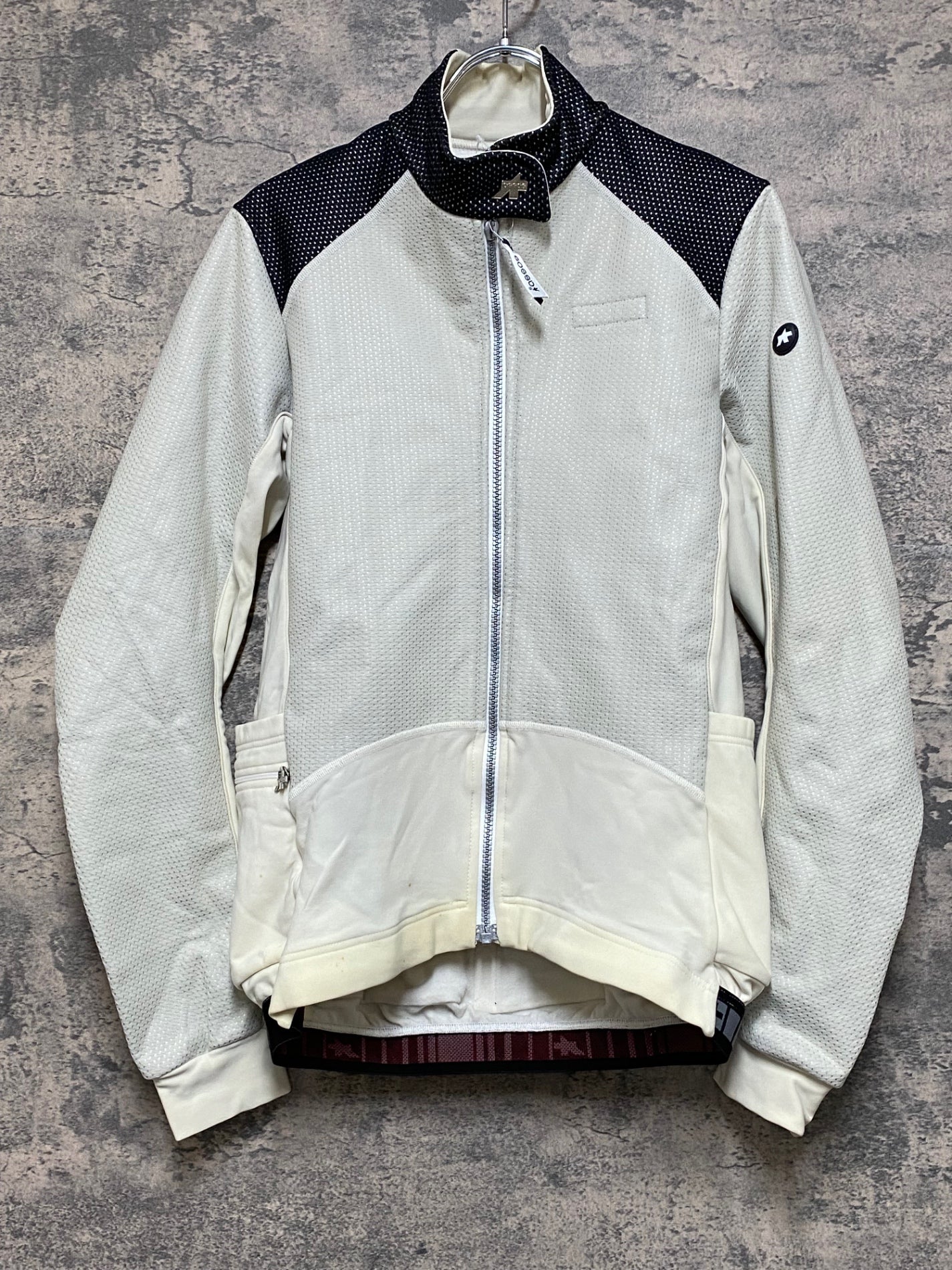 アソス assos AIRBLOCK 851 サイクルジャケット Xl JQ187 アソス assos AIR BLOCK 851 長袖サイクルジャケット 白黒 M 裏