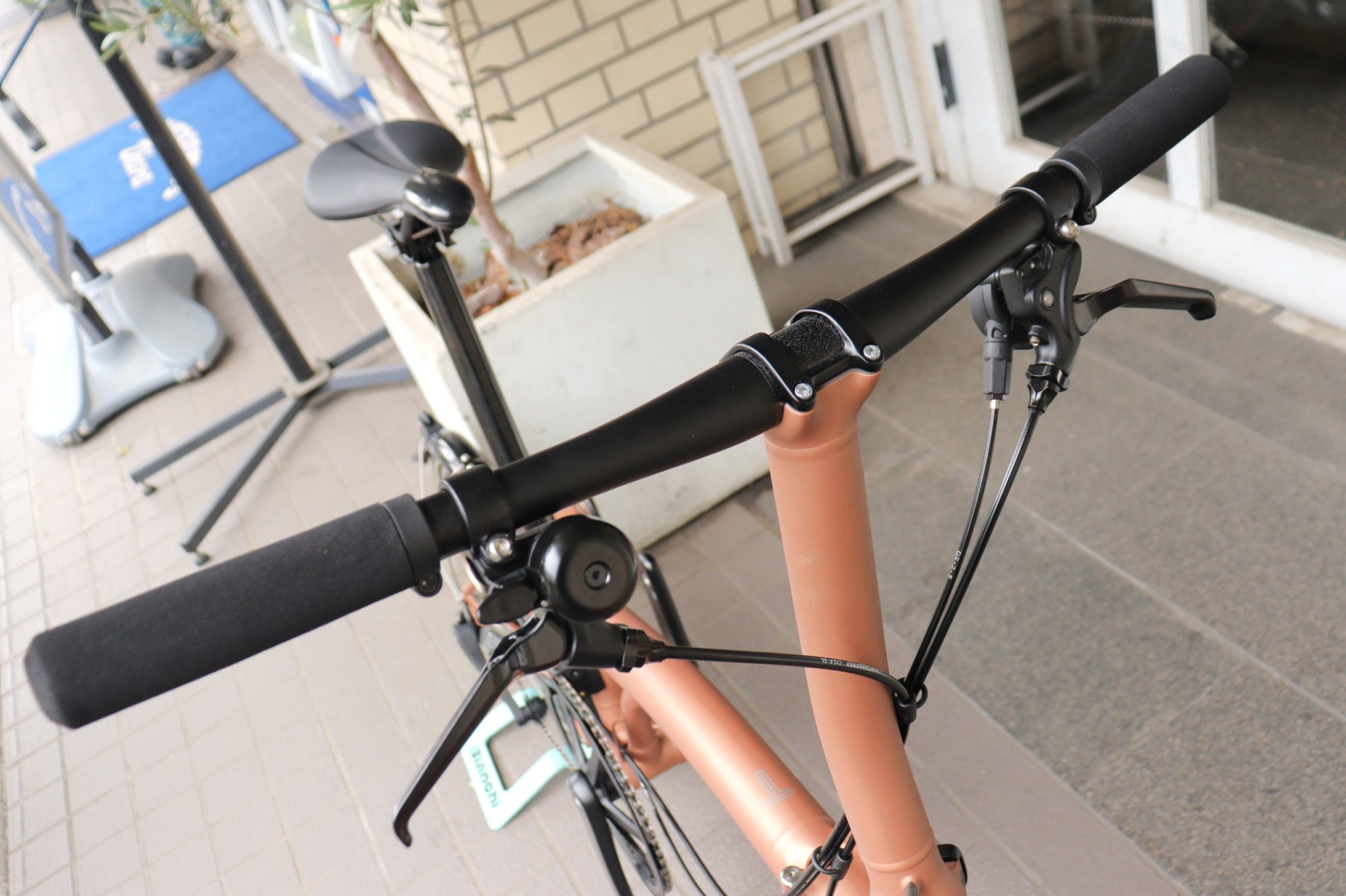 ブロンプトン BROMPTON T LINE URBAN LOW CERATECH BRONZE S4L 2025