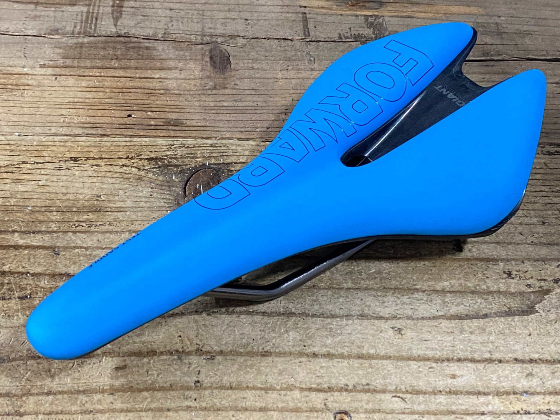 KD866 ジャイアント GIANT TEST SADDLE CONTACT SL サドル 130mm
