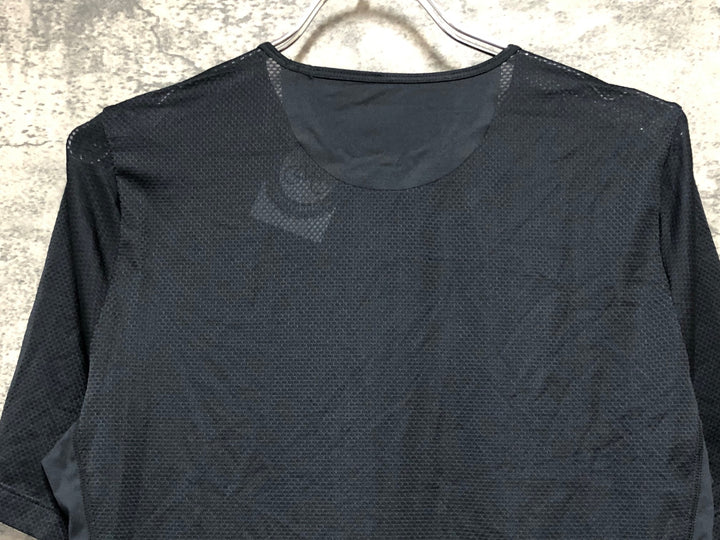 KE040 ラファ Rapha PRO TEAM BASE LAYER SHORT SLEEVE 半袖 ベースレイヤー 黒 L