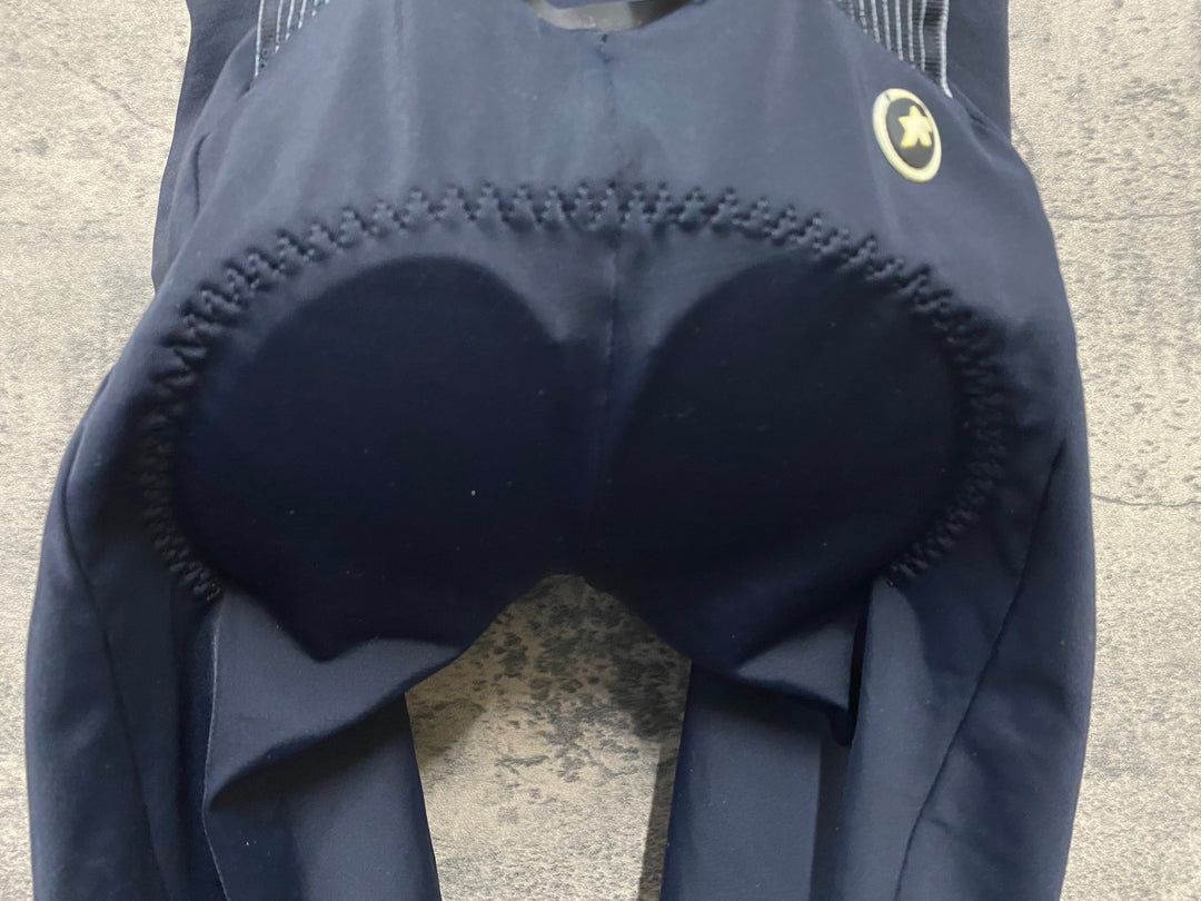 KR543 アソス ASSOS EQUIPE RS ビブショーツ 黒 XS
