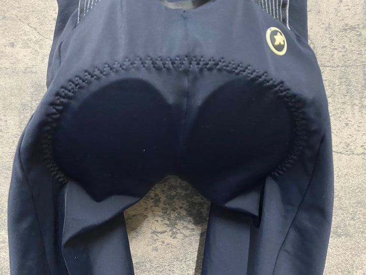 KR543 アソス ASSOS EQUIPE RS ビブショーツ 黒 XS