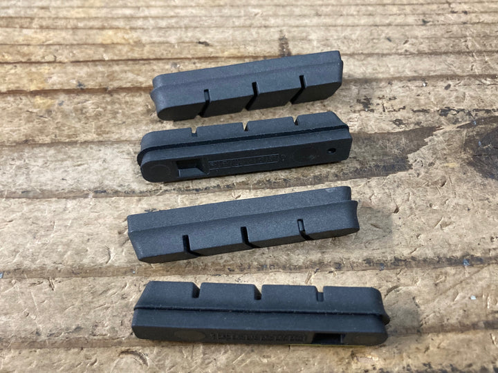 KI429 AX Lightness ブレーキパッド 4pcs カンパニョーロ用