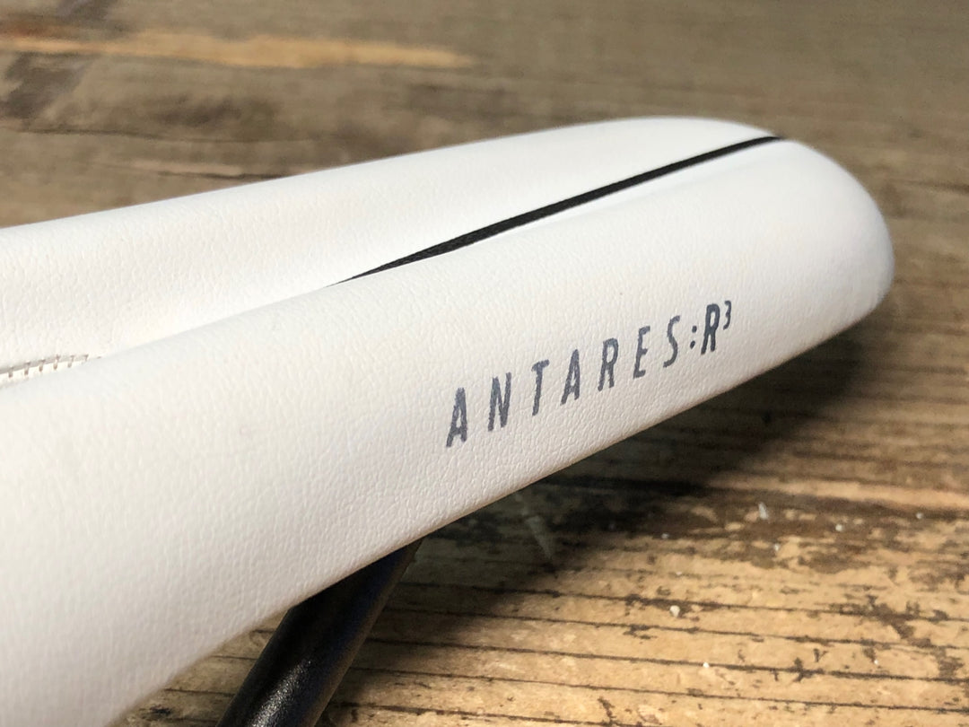 JJ160 フィジーク fizik ANTARES R3 OPEN サドル 白 REGULAR kiumレール ※プレート欠品