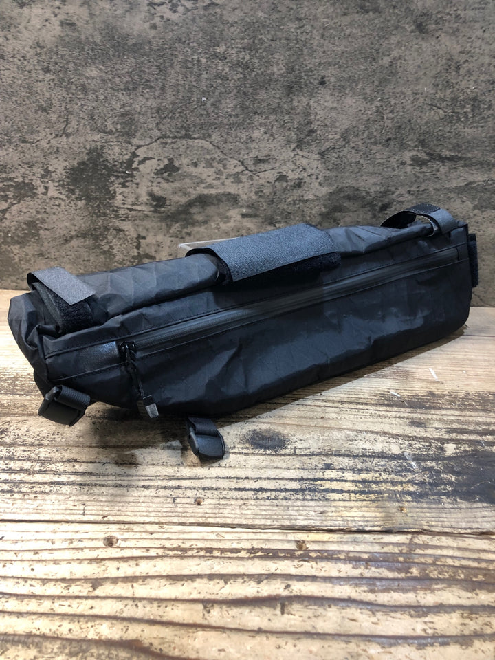 JY796 フェアウェザー FAIRWEATHER corner bag コーナーバッグ 黒