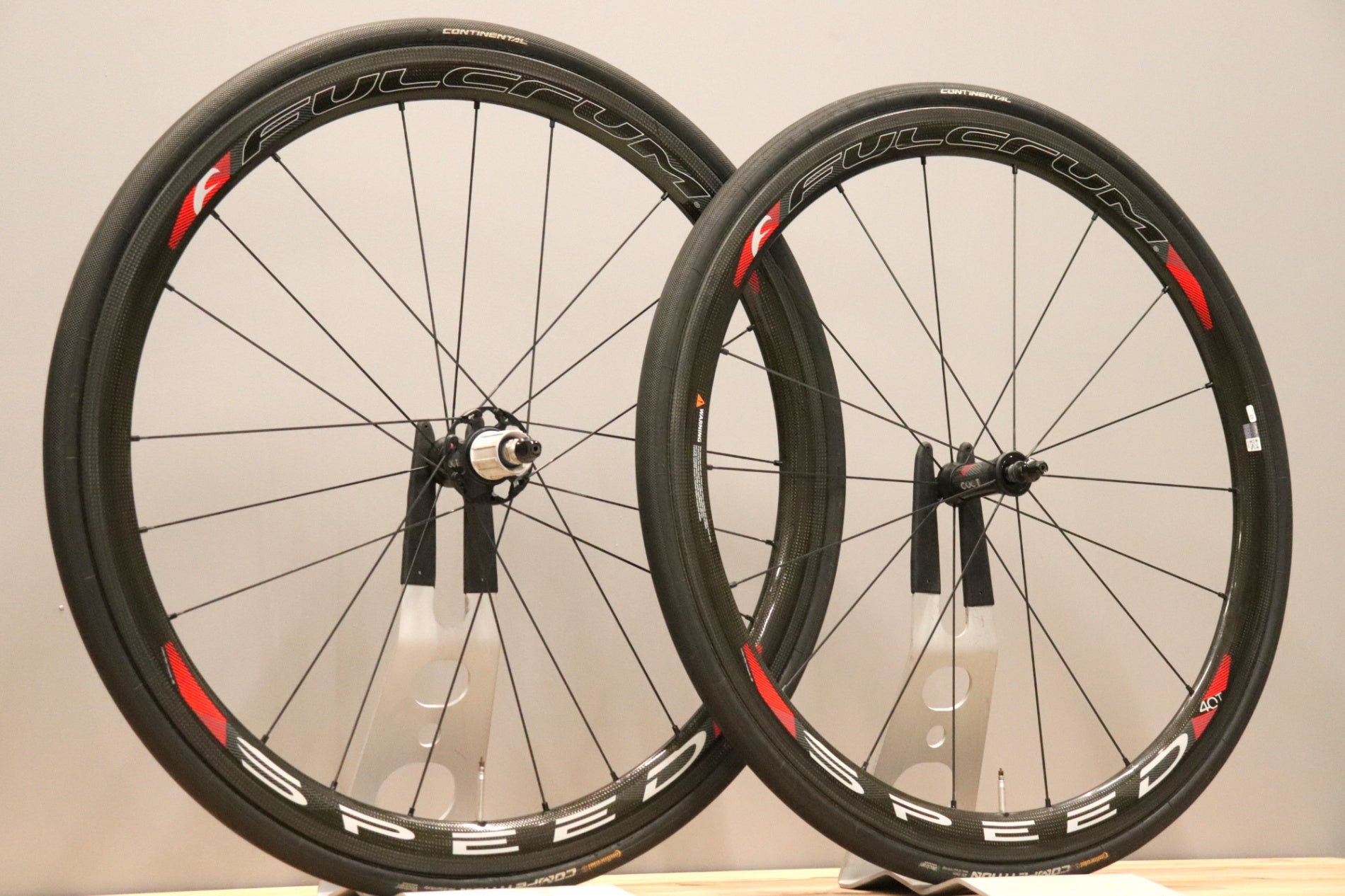 フルクラム FULCRUM スピード SPEED 40T カーボン チューブラー